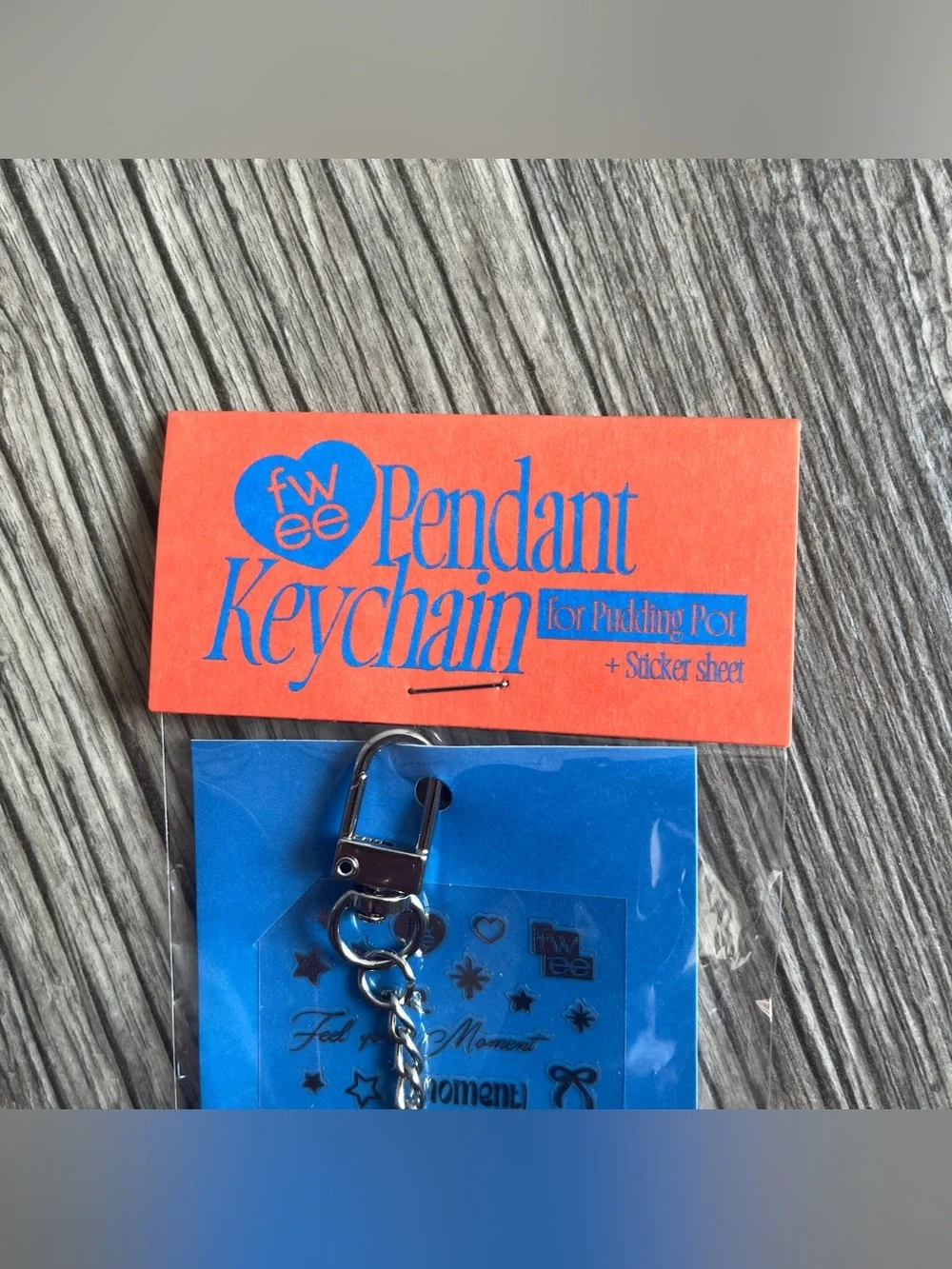 FWEE Pendant Keychain (for Pudding Pot) with Stickers - Sparkly Black Color